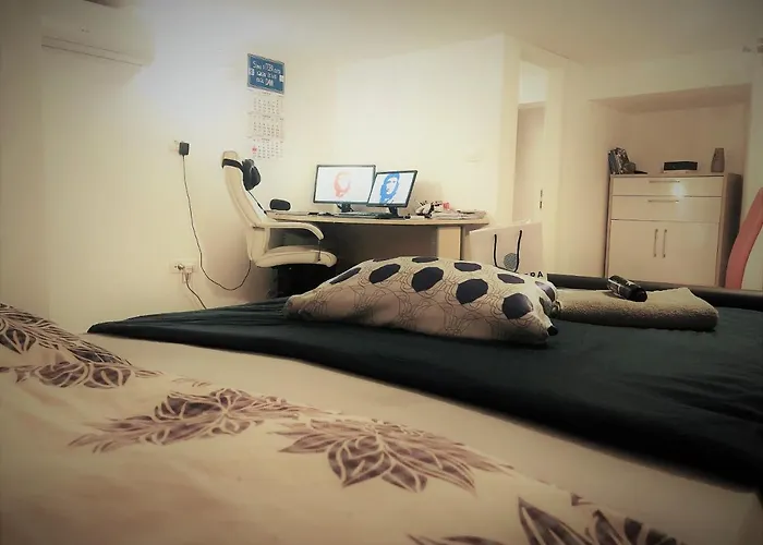 Ot بيت شباب *