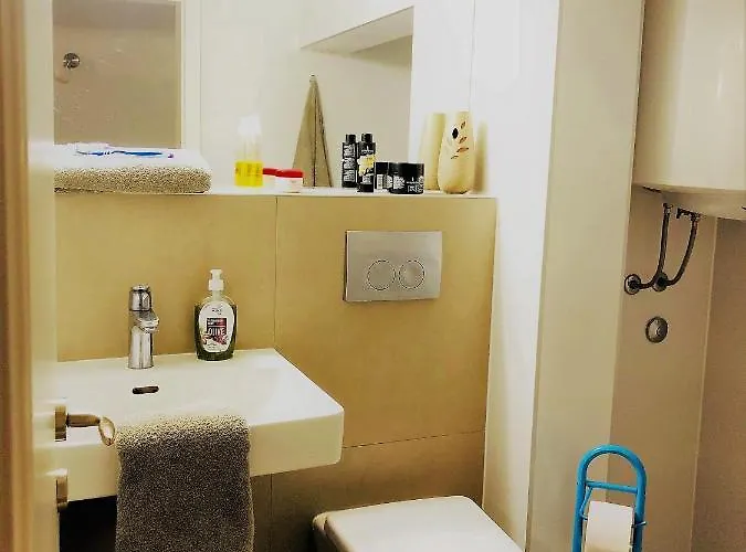 Ot بيت شباب سبليت